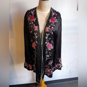 Free People | Satin Embroidered Flower Kimono | Small/Petite Excellent Condition